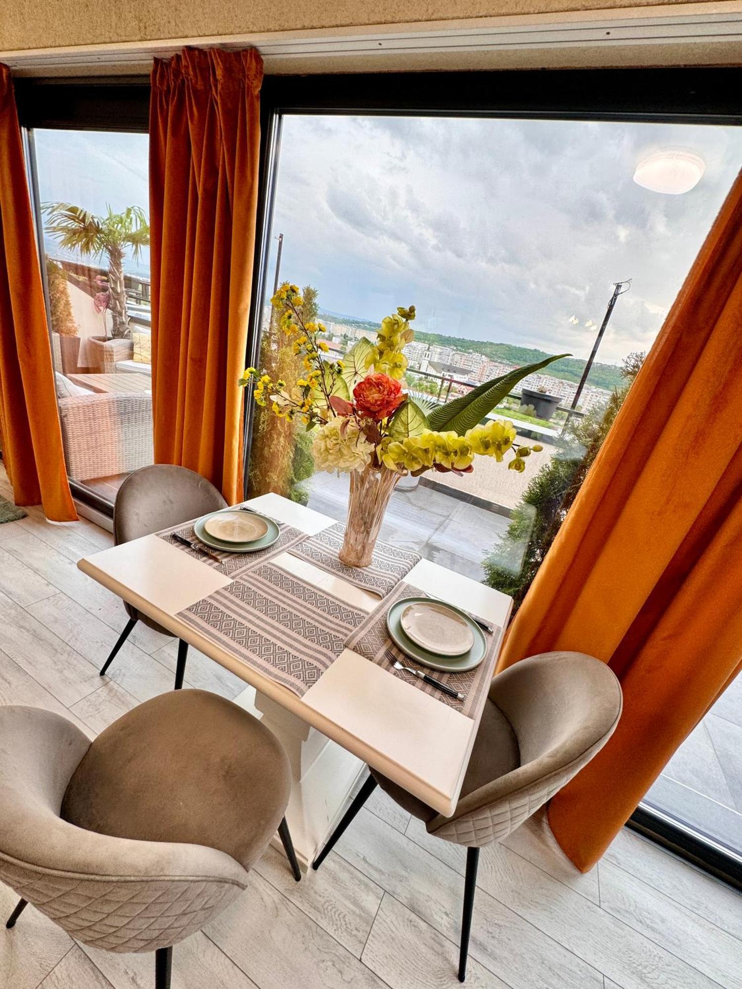 Penthouse Exclusive View , Iasi Daire Dış mekan fotoğraf