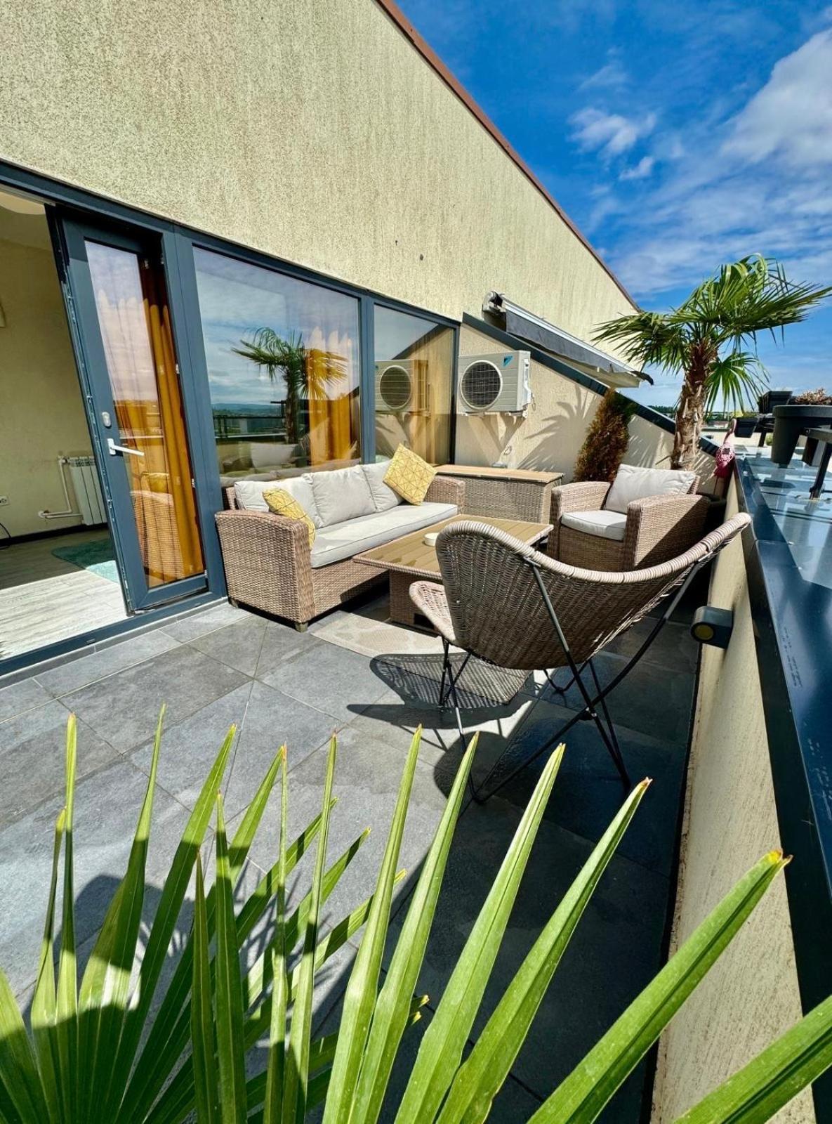 Penthouse Exclusive View , Iasi Daire Dış mekan fotoğraf