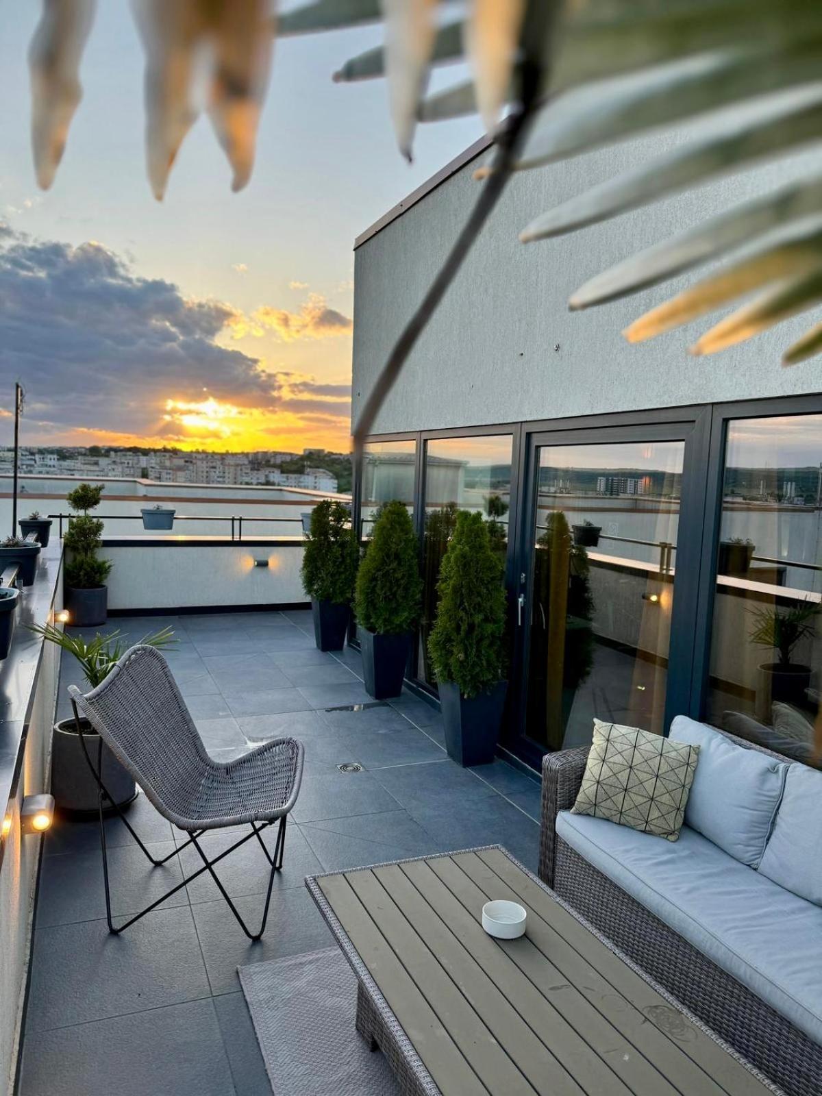 Penthouse Exclusive View , Iasi Daire Dış mekan fotoğraf